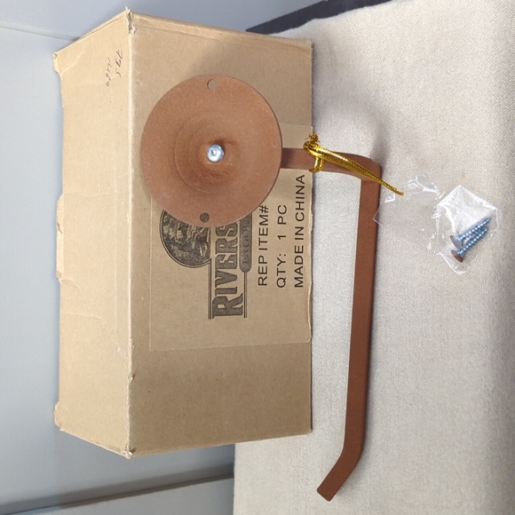 Rivers Edge Rustic/Western Toilet paper holder - Picture 3 of 5